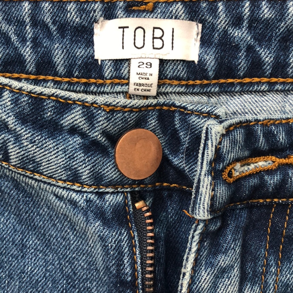 Distressed jeans - Picture 2 of 5